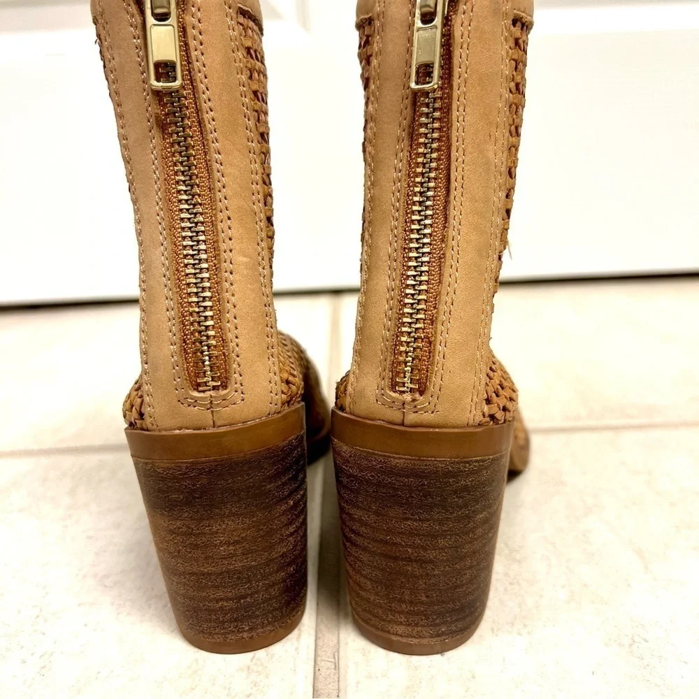 STEVE MADDEN Kellen Woven brown ankle Bootie boho block heels women’s size 6M